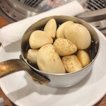 炭火焼肉 牛和鹿 - 