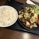 からあげのすたみな亭 - 