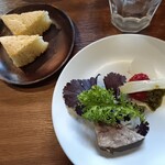 cucina Takemura - 前菜とパン↑