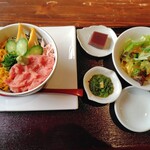 ダイニング喜八楽 - とろたく丼ランチ