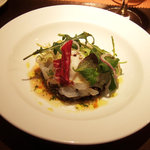 ビストロ ラ・シブレット - 白エビとレンズ豆のタルタル 温度卵添え(1580円)