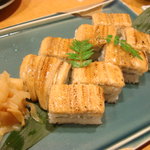 Banshou - あなごの押し寿司も人気