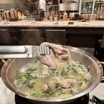 タッカンマリ＆ダッカルビ専門店 ハルハンマリ - 