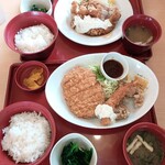 ジョイフル - 料理写真:ご当地メニューのチキン南蛮とロースカツエビフライのバラエティセット