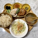 シンガポール 海南鶏飯 - 