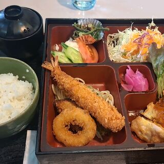 ファミリーレストラン ライラック_0