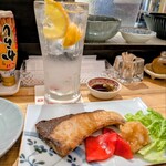 立ち飲み美味 - 