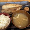  炉端焼き 和めし処 しんぱち食堂