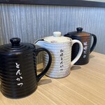 とんかつ みそ家 - ソースは3種類