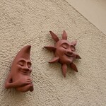 そばきり 日曜庵 - なんだか可愛い太陽と月がお出迎え