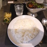 東京ボンベイ 恵比寿本店 - あいびきキーマカレー (赤)