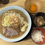 俺の生きる道 - ■俺道ラーメン＋生卵＋刻み玉ねぎ¥1,300