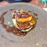 俺のイタリアン 渋谷 - ---メイン---
                                【7品目】　牛ホホ肉の赤ワイン煮
                                フォワグラと牛ホホ肉のロッシーニ風に変更