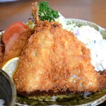 とんかつ すず広 - 鯵フライ