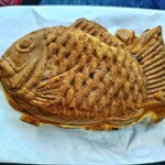 大手屋 - 料理写真:皮がシッカリしたたい焼きです。