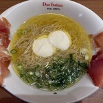 黄金の塩らぁ麺 ドゥエ イタリアン - 料理写真: