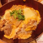 名古屋コーチン親子丼 酉しみず - 親子丼のアップ