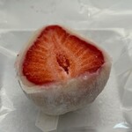 覚王山フルーツ大福 弁才天 - 料理写真:あまおう