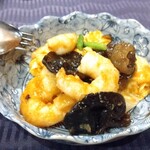 赤坂 四川飯店 - エビと卵のオイスターソース炒め