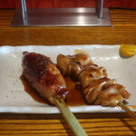 串兵衛 - 手ごねつくね たれと上シロコロ たれ