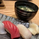 日々季 - 握りとアオサの味噌汁