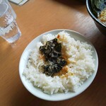 大岩亭 - ご飯にのり