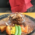 Ｇ.Ｇ.C. - ビーフシチューハンバーグ