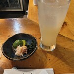 赤津加 - レサワとお通し。