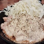 肉食堂 最後にカツ。 - 