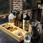 居酒屋 磚瓦橫丁 - いいちこ、黑霧島、天孫降臨 玻璃杯600日圓
                      吉四六 玻璃杯830日圓