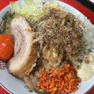 ラーメン鷹の目_0