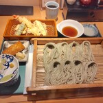 新潟名物 布のり蕎麦とおいしい酒菜 きなせや. 赤坂割烹店 - 