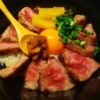 馬刺しと焼き鳥 グルマン三年坂 - 