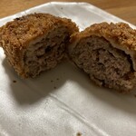 木屋 - 肉肉いいメンチカツ♪