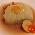 CORK - 魚料理
      =アンコウ、ホタテ、青海苔のムースの白菜包みのポトフ