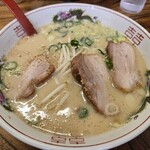 一輝亭 - ラーメン大盛(*^ω^)