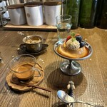 カフェ こぼれび - エスプレッソとヴィーガンプリン