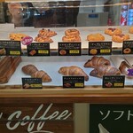 BEN BEN CAFE - ショーケース