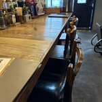 カフェ こぼれび - カウンターもあります