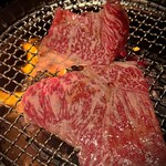 焼肉 六区 - 