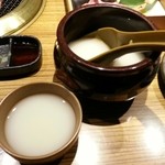 焼肉居酒家 韓の台所 - マッコリ