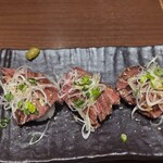 肉焼 ベンジャミン - 