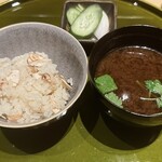 焼とり 常世長鳴鳥 - 季節の土鍋ごはん（ブラウンマッシュルーム＆バター）