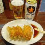 醤武屋 - 餃子に黒ラベル