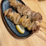炭火焼鳥 理 - 