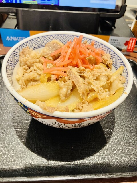 Yoshinoya Yae Chika Ten - Tokyo/Gyu-don (Beef bowl) | Tabelog
