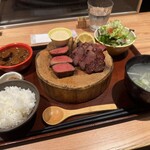 新宿焼肉 牛たんの檸檬 - 『極み』厚切り牛たん焼&塩麹熟成たん焼定食