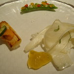 ラール・エ・ラ・マニエール - (2010/03)ホワイトアスパラのロースト　カラフルなスナップエンドウ。