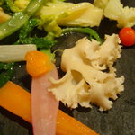 ラール・エ・ラ・マニエール - (2010/03)色とりどりの野菜　ホタテのロースト　チーズのリゾット。