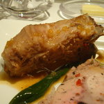 ラール・エ・ラ・マニエール - (2010/03)茨城産ハーブ豚のロースト　葉玉葱　バナナのソース。